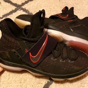Lebron sneakers